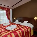 Hotel Zur Burg