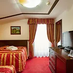 Hotel Zur Burg Kaprun