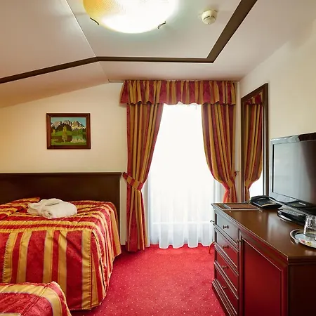 Hotel Zur Burg Kaprun