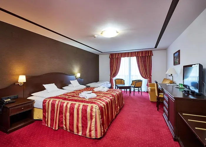 Zur Burg Otel 4*